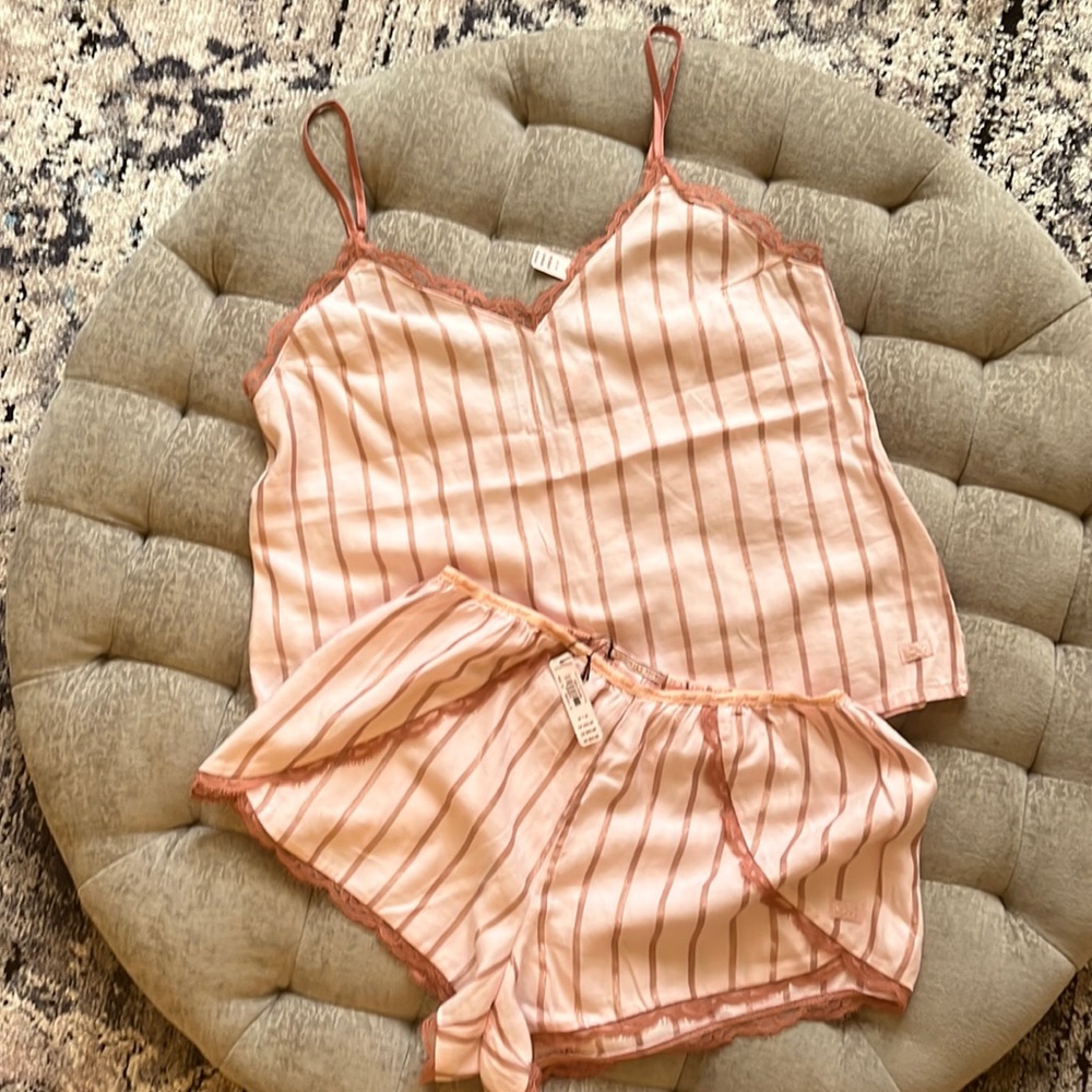 NWT Victoria Secret Lace Lined Pined Striped Two Piece Set.